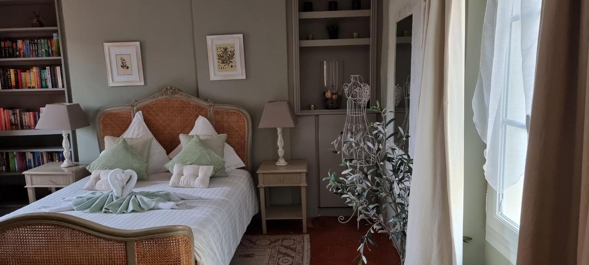 Le Belvedere - Chambres D'Hotes De Charme Et Restaurant Flassans-sur-Issole Room photo